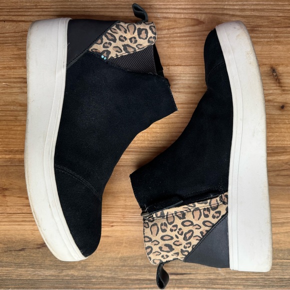 Toms Shoes - TOMS Women's Black JAMIE Leopard Suede Wedge Side Zip Ankle Booties 9.5 Chuka